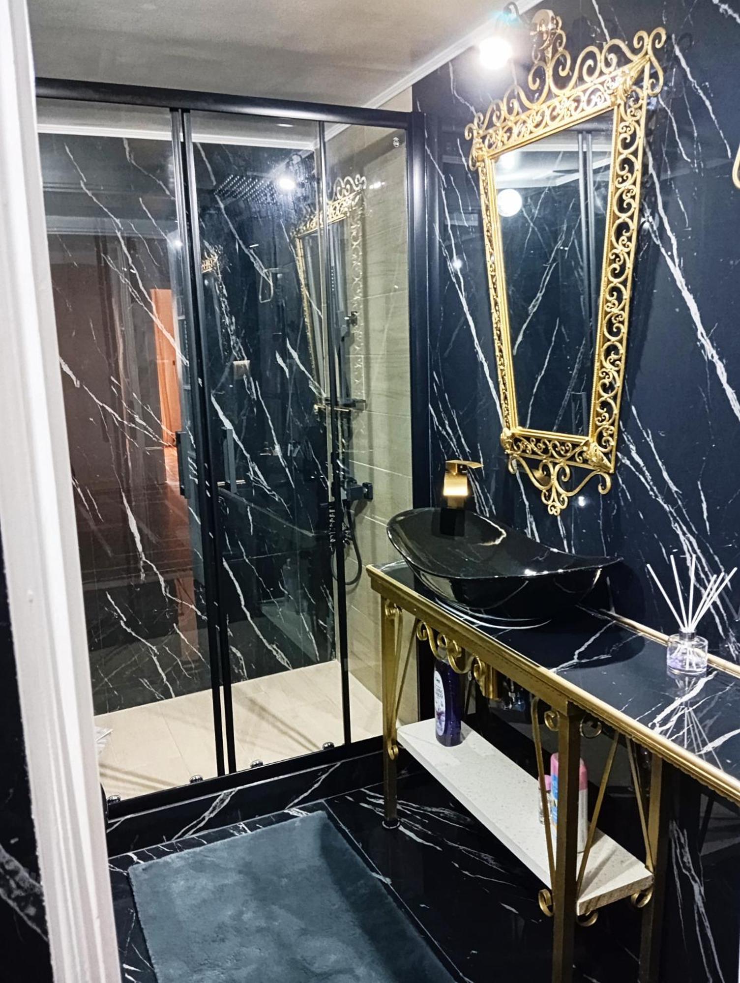 Iris Baroque Apartment 埃莱夫西纳 外观 照片