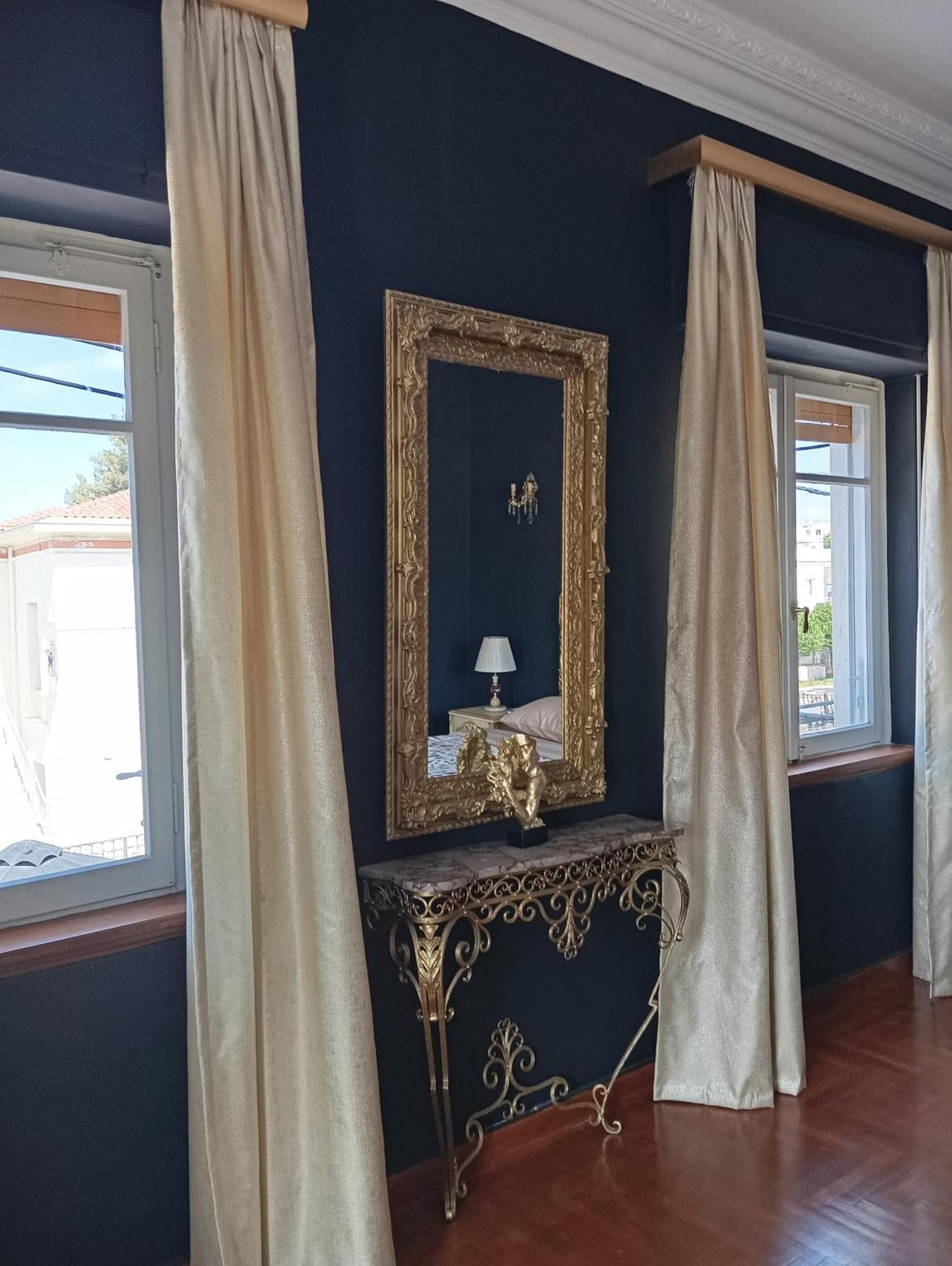 Iris Baroque Apartment 埃莱夫西纳 外观 照片