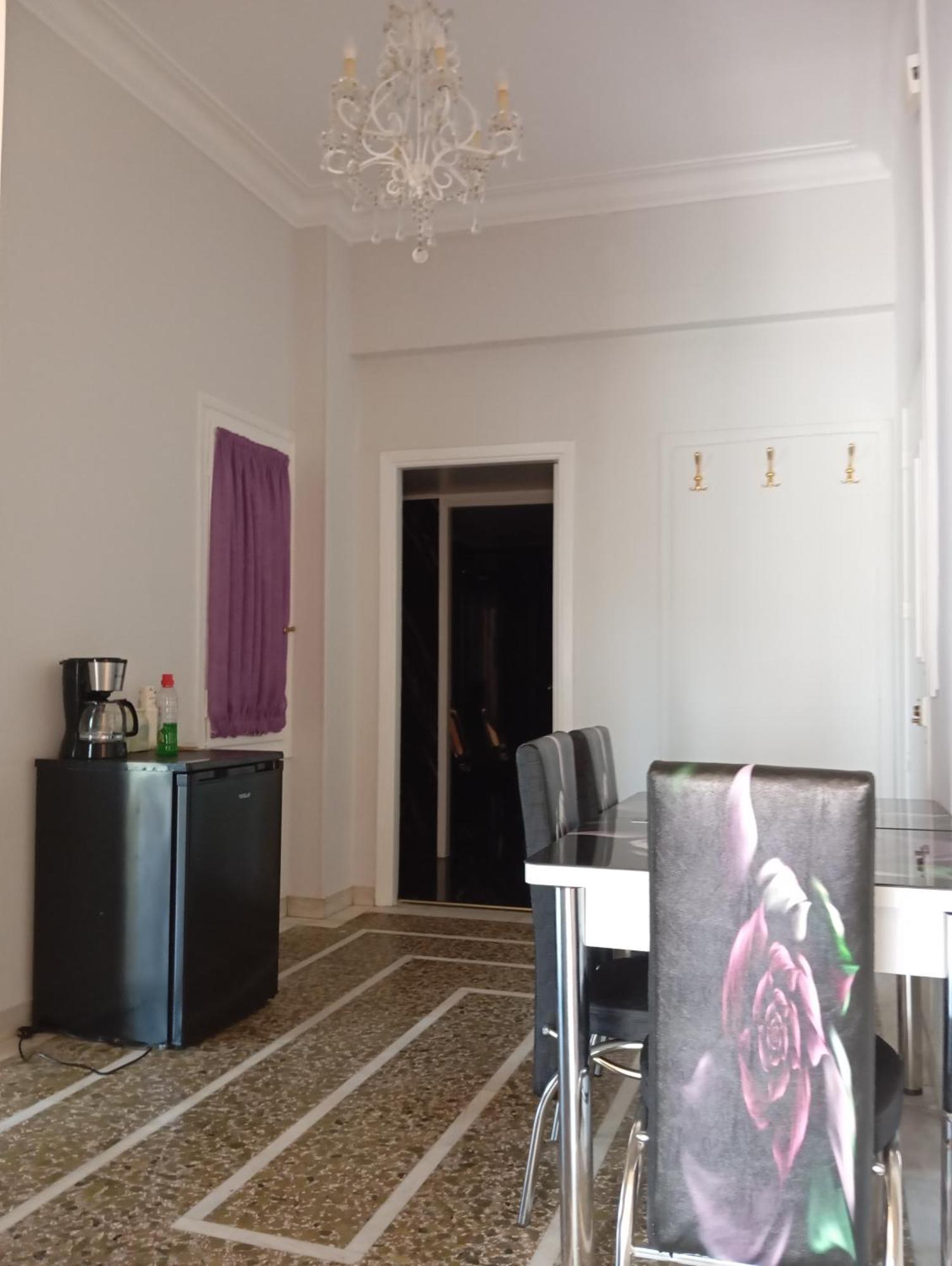 Iris Baroque Apartment 埃莱夫西纳 外观 照片
