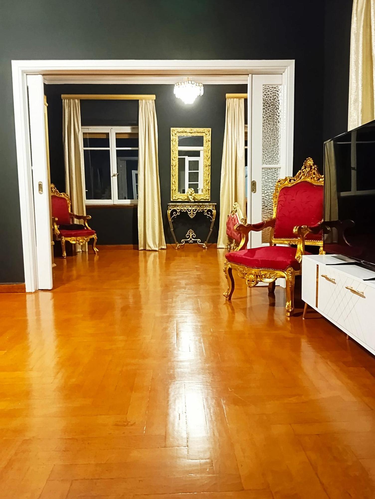 Iris Baroque Apartment 埃莱夫西纳 外观 照片
