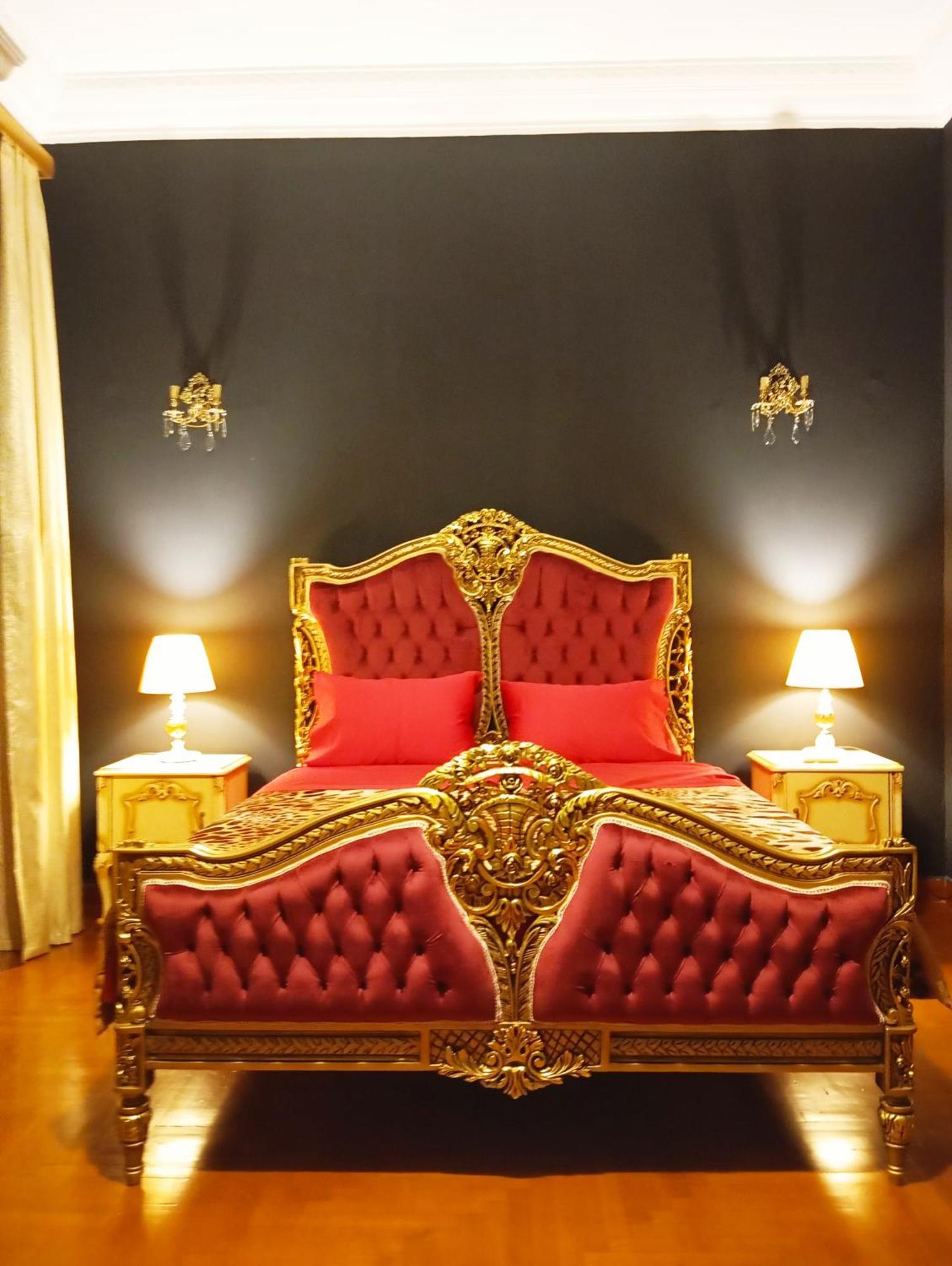 Iris Baroque Apartment 埃莱夫西纳 外观 照片