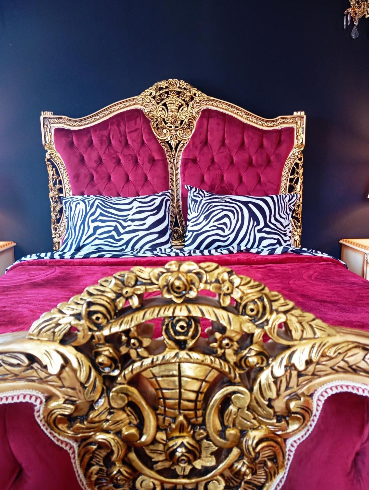 Iris Baroque Apartment 埃莱夫西纳 外观 照片