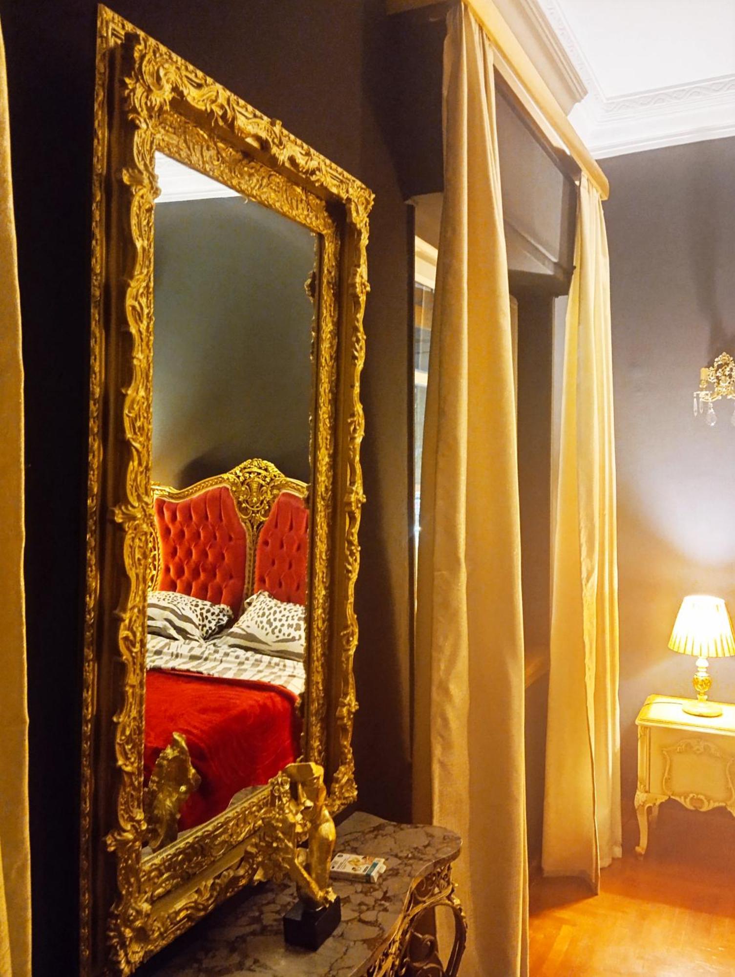Iris Baroque Apartment 埃莱夫西纳 外观 照片